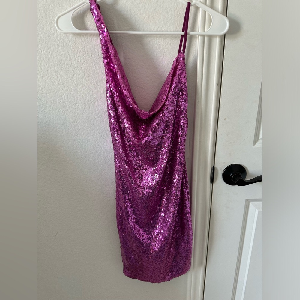 Hello Molly mini party pink sparkly dress, tag still intact. Never worn.